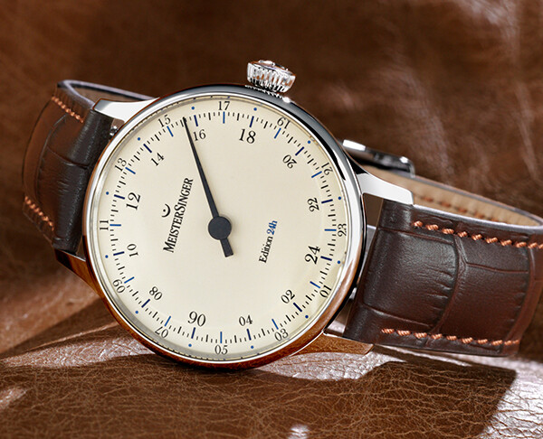 ユリス・ナルダン トルピユール アニュアル クロノグラフ 44mm WING